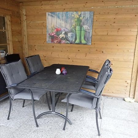 Roodborstje 4 Persoonschalet Putten Bagian luar foto